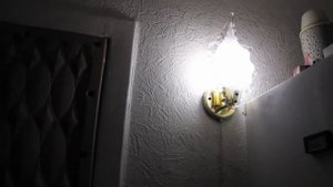 Светодиодная лампа в коридор - тест 3х ламп