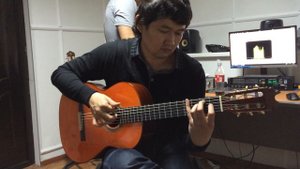 Дидюля казаха. Казахский гитарист Бауыржан Жылкыбай / Румба на гитаре