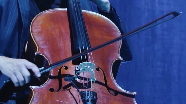 Apocalyptica - One (Plays Metallica By Four Cellos - A Live Performance)