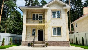 ?Коттедж в МАЛАХОВКЕ   300м.кв в посуточную аренду. Подмосковье. 13 км от МКАД 89858026138