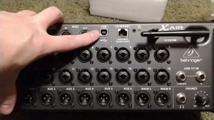 Behringer XR18 Unboxing
