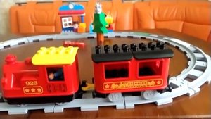 Обзор конструктора LEGO DUPLO Town 10874 Поезд на паровой тяге