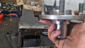 Левая передняя абс сборка ступицы mazda demio dw