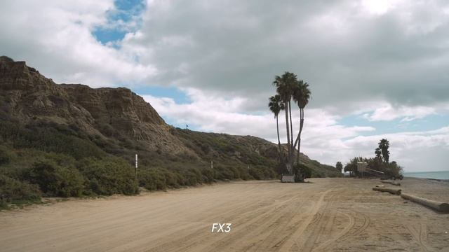 iPhone vs $4000 Cinema Camera смотреть онлайн