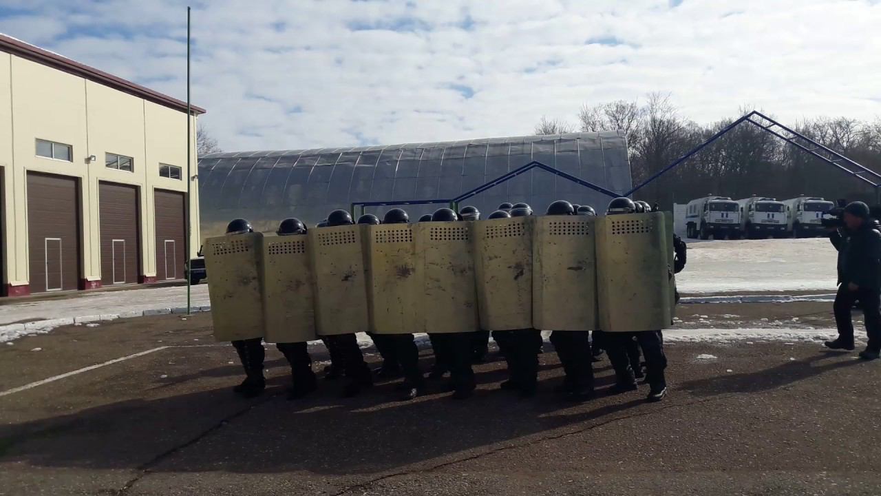 Беспорядки в башкирии сегодня причина. Проект про ОМОН. Массовые беспорядки в России 2019. ОМОН массовые беспорядки фото. Видео подготовки ОМОНА вулкана по массовым беспорядкам.