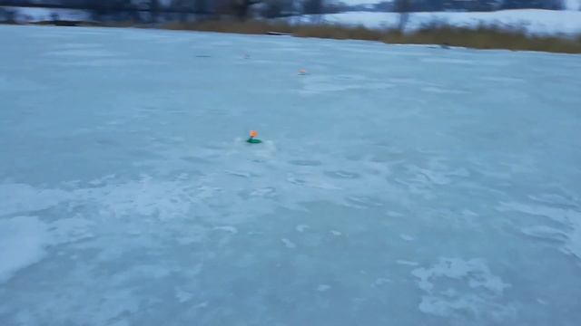 Один день клёвой рыбалки на щуку и карася! смотреть онлайн