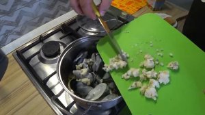 Голубые Мидии в соусе Блю Чиз. Сливки и сыр с плесенью сделают ваши мидии ресторанного уровня.