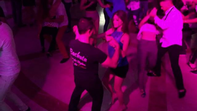 Sensual Bachata - "Story Of My Life" - Alon and Rotem смотреть онлайн