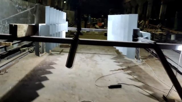 Покраска металлической лестницы акриловой краской!!! смотреть онлайн