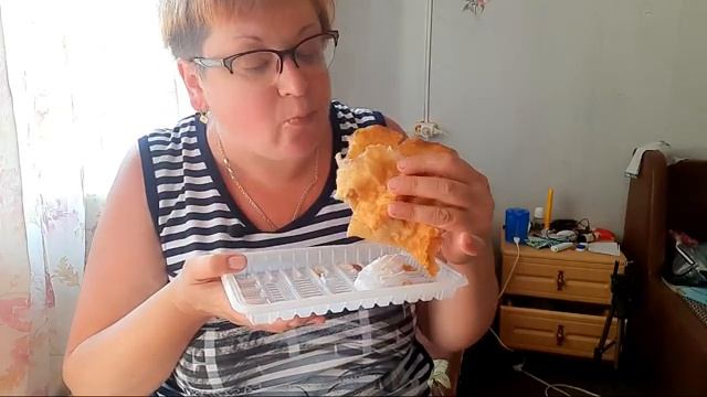 Самые вкусные чебуреки в ЛазаревскоеЖру и чавкаюОбжор.mp4