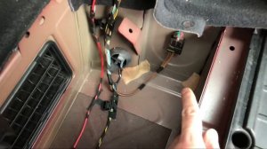 Быстрая и легкая Установка hi-fi усилителя на BMW X3 F25  DIY