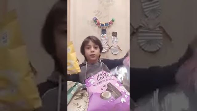 Мне прислали Holy Corn смотреть онлайн