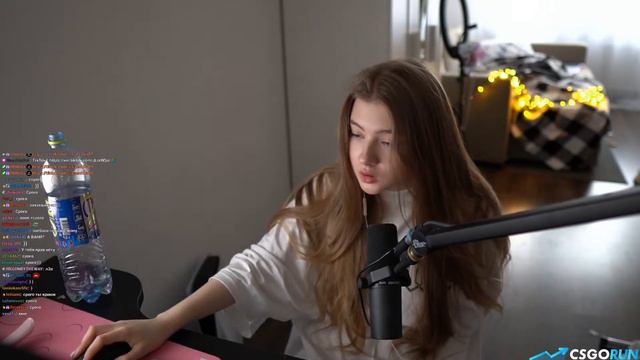 Гаечка садилась на лицо Строго? | #gaechkatm #twitch #strogo