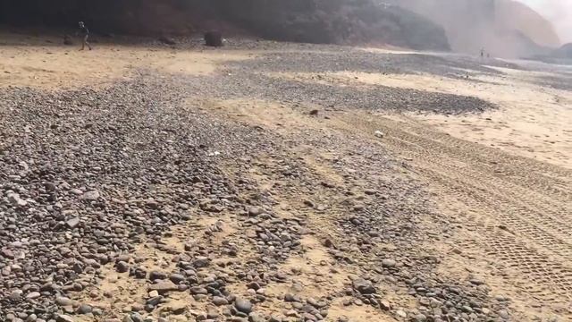 10 sec after the fall of an arch on Legzira beach/ 10 секунд спустя падения арки на пляже Легзира смотреть онлайн