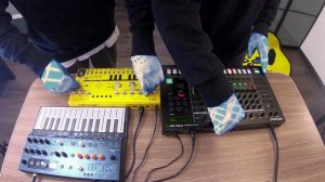 Live Techno Jam (Roland TR8S, Behringer TD3, Arturia MicroFreak)