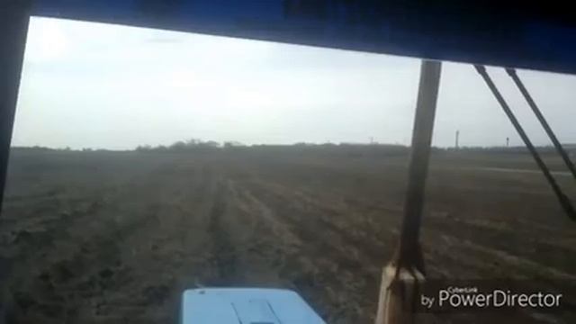 Весеннее боронование на МТЗ 82.1+сцепка 6 тяжолых зубовых борон смотреть онлайн