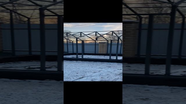 Теплица под стекло