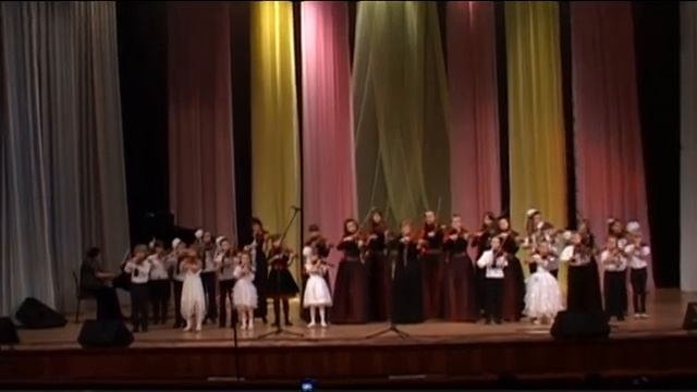 "Концертино" и "Концертинка" сводный ансамбль скрипачей г.Керчь ДМШ №2 смотреть онлайн