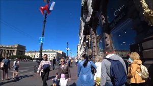 19. Дворцовая площадь перед Алыми Парусами. Конкурс на котят из Эрмитажа. СПб.