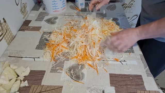 Квашеная капуста. Хрустящая сочная. Рецепт. Самый простой и вкусный рецепт. смотреть онлайн