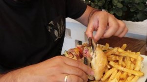 Обзор БУРГЕРНОЙ в Португалии | ХУДШЕЕ что со мной случалось | Real Hamburgueria Porto