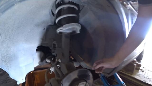 Что-то стучит в подвестке. Замена стоек стабилизатора. Форд фокус смотреть онлайн