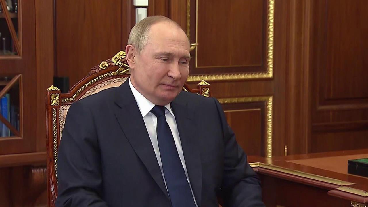 Владимир Путин обсудил положение ракетно-космической отрасли с главой "Роскосмоса"
