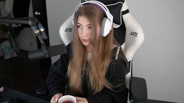 поработаю в эckoрте и куплю квартиру смотреть онлайн