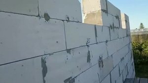 Оконные проемы в гараже 4×6 из газобетона своими руками. бюджетное строительство. гараж из блоков
