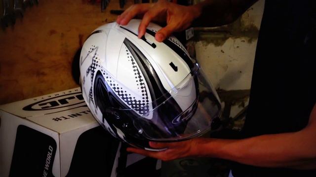 Экипировка: Обзор мото шлема HJC IS-17 смотреть онлайн