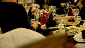 накрытый стол