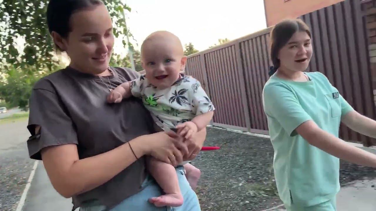 СТРОИМ НАВЕС НАД БАССЕЙНОМ. ДЕВЧОНКИ ПЕКУТ ТОРТ НА ДР АНТОНА. 22.06.24. смотреть онлайн