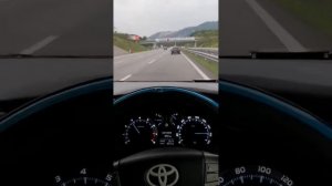 WHAT???????!!!!!!! Toyota Vellfire 3 5 180 km/h Vs Proton Persona 1 6 LOOSSSSEEEE????!!!!!!