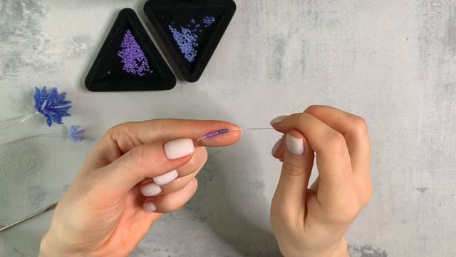 Василек из бисера. Цветы из бисера. смотреть онлайн