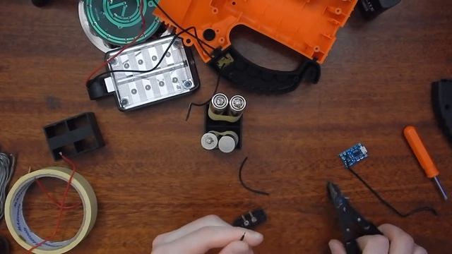 Литий в место свинцово кислотного АКБ в фонарик. смотреть онлайн