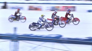 В Шадринске стартовал сезон ледового спидвея (2023-12-18)