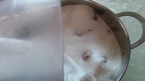 Варенье из зелёных молодых грецких орехов