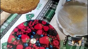 Как испечь вкусный бисквитный пирог на молоке