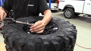 Maxxis Carnivore 30x10x14 Weight & Installation on Beadlock Rims Can-Am X3