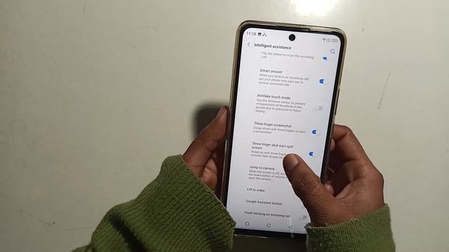 Motorola Edge 30 pro | how to use gesture motion | gesture motion setting смотреть онлайн