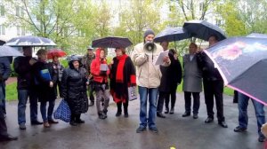 Жители дома 3 по улице Батюнинской требуют включить их дом в списки в программу "Реновация"