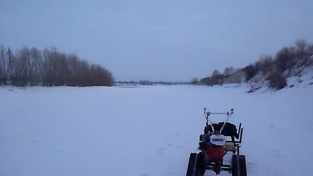 Мотоблок на гусеничном модуле КРУТЕЦ. Поездка за дровами.