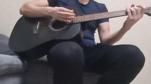 Виктор Цой Кино Стук кавер акустика под гитару (два месяца учусь гитаре)