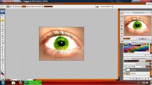 como mudar a cor dos olhos no photoshop cs4