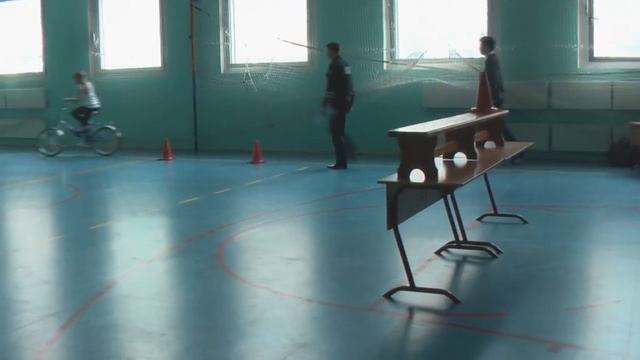 Соревнование безопасное колесо с 6 В смотреть онлайн