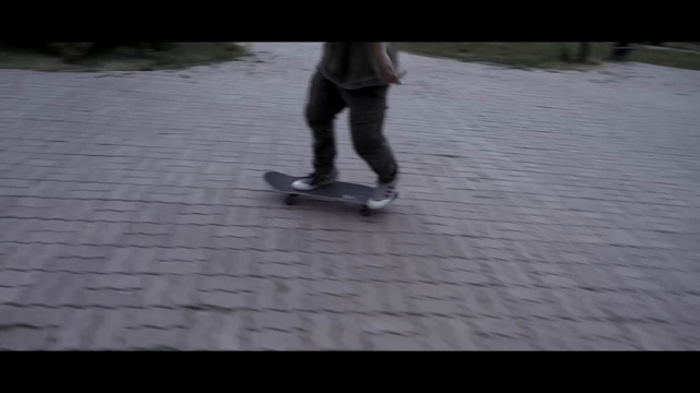 Внимательность... (Время на вылет) смотреть онлайн