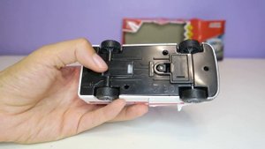 Инерционная пластиковая машинка "Скорая помощь", световые и звуковые эффекты, ТМ "Технопарк"