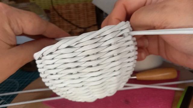 #Мини карзинка из бумажной лозы. часть 3 смотреть онлайн