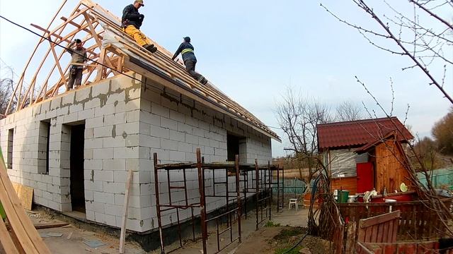 Обрешетка стропильной системы двускатной крыши смотреть онлайн