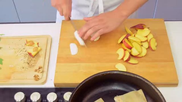 Salotos su vištiena ir persikais смотреть онлайн